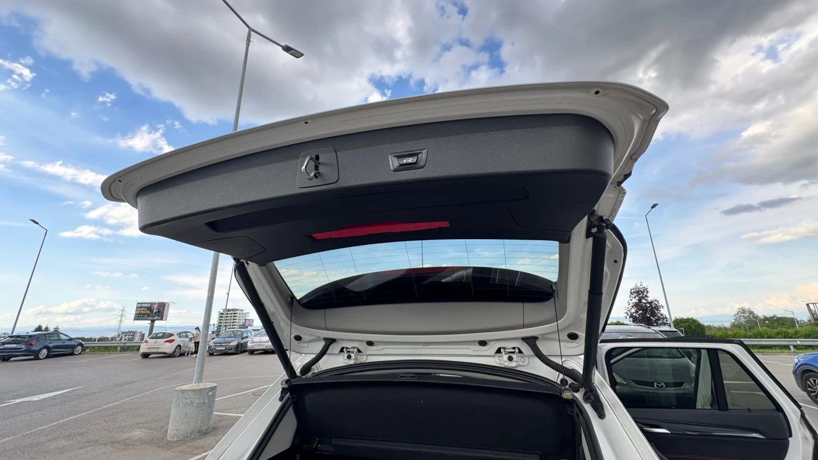 BMW X1 2.0 Xdrive / sport line, снимка 13 - Автомобили и джипове - 54825728
