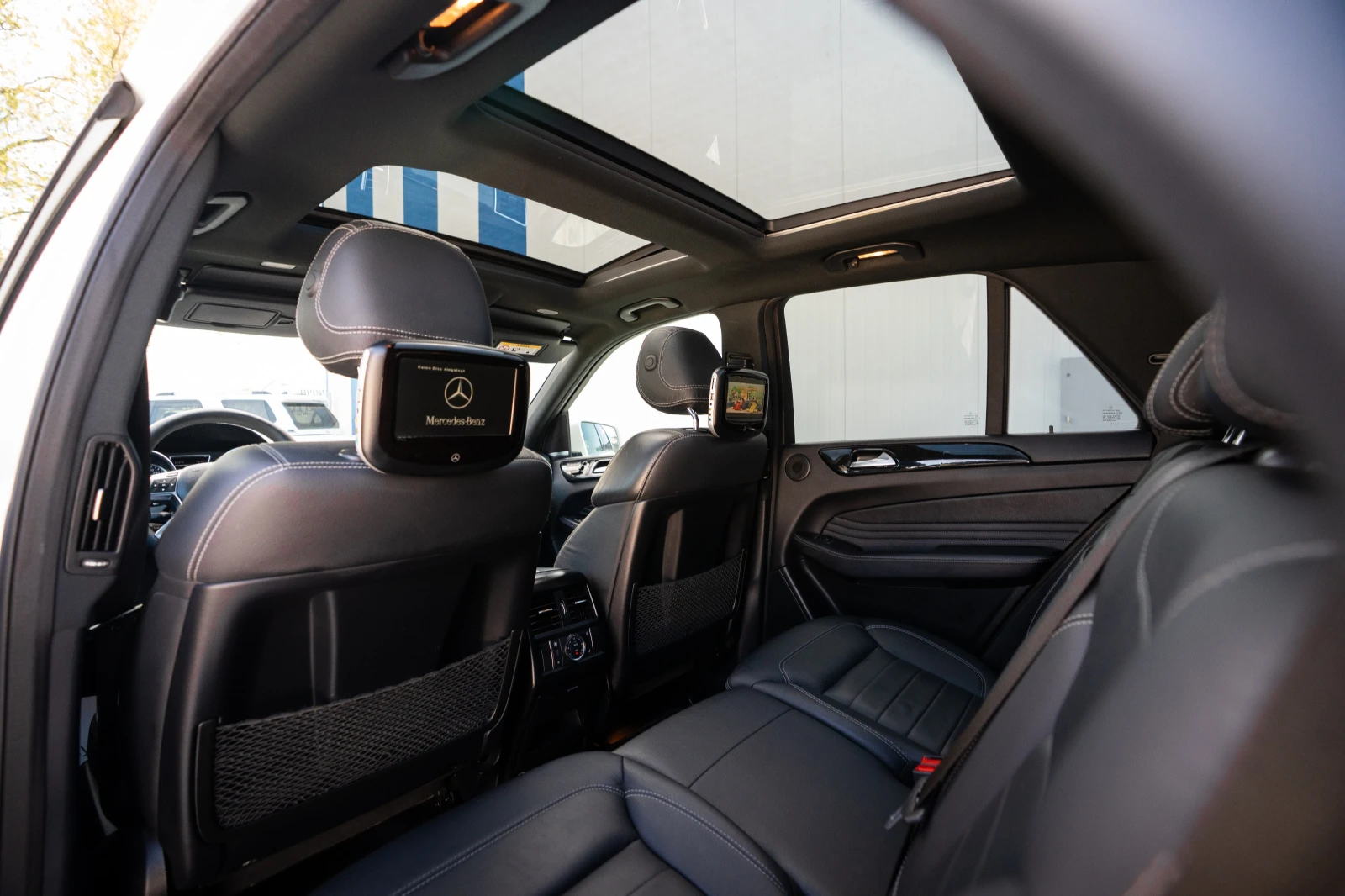 Mercedes-Benz ML 350 AMG | TV | PANORAMA | DISTRONIC | 4MATIC | FULL, снимка 9 - Автомобили и джипове - 55048810