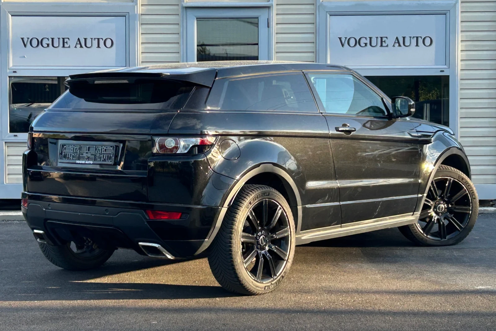 Land Rover Range Rover Evoque 2.0SI* AWD* PANO, снимка 2 - Автомобили и джипове - 55233533