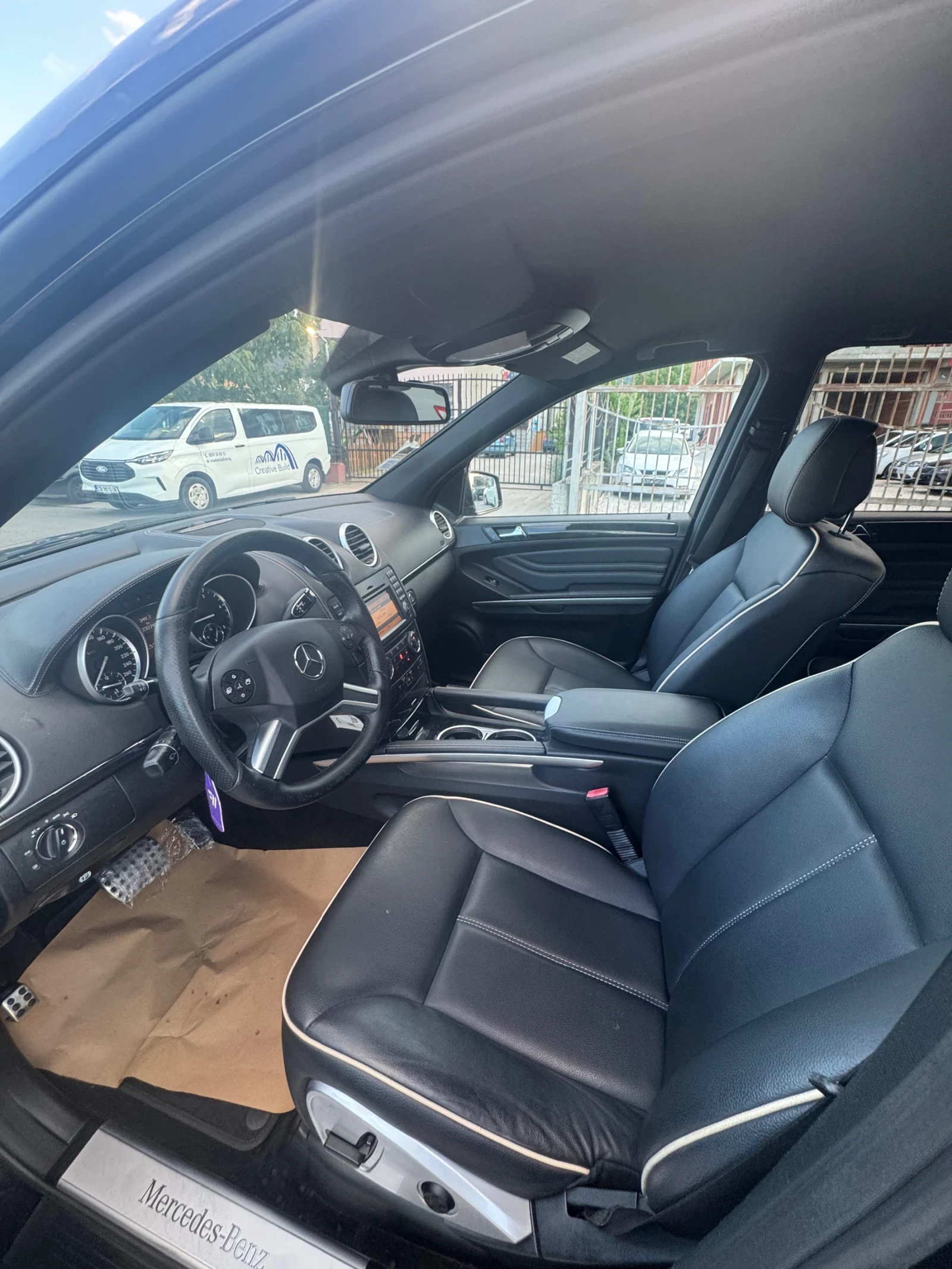 Mercedes-Benz ML 350 Ml300 , снимка 9 - Автомобили и джипове - 55451285