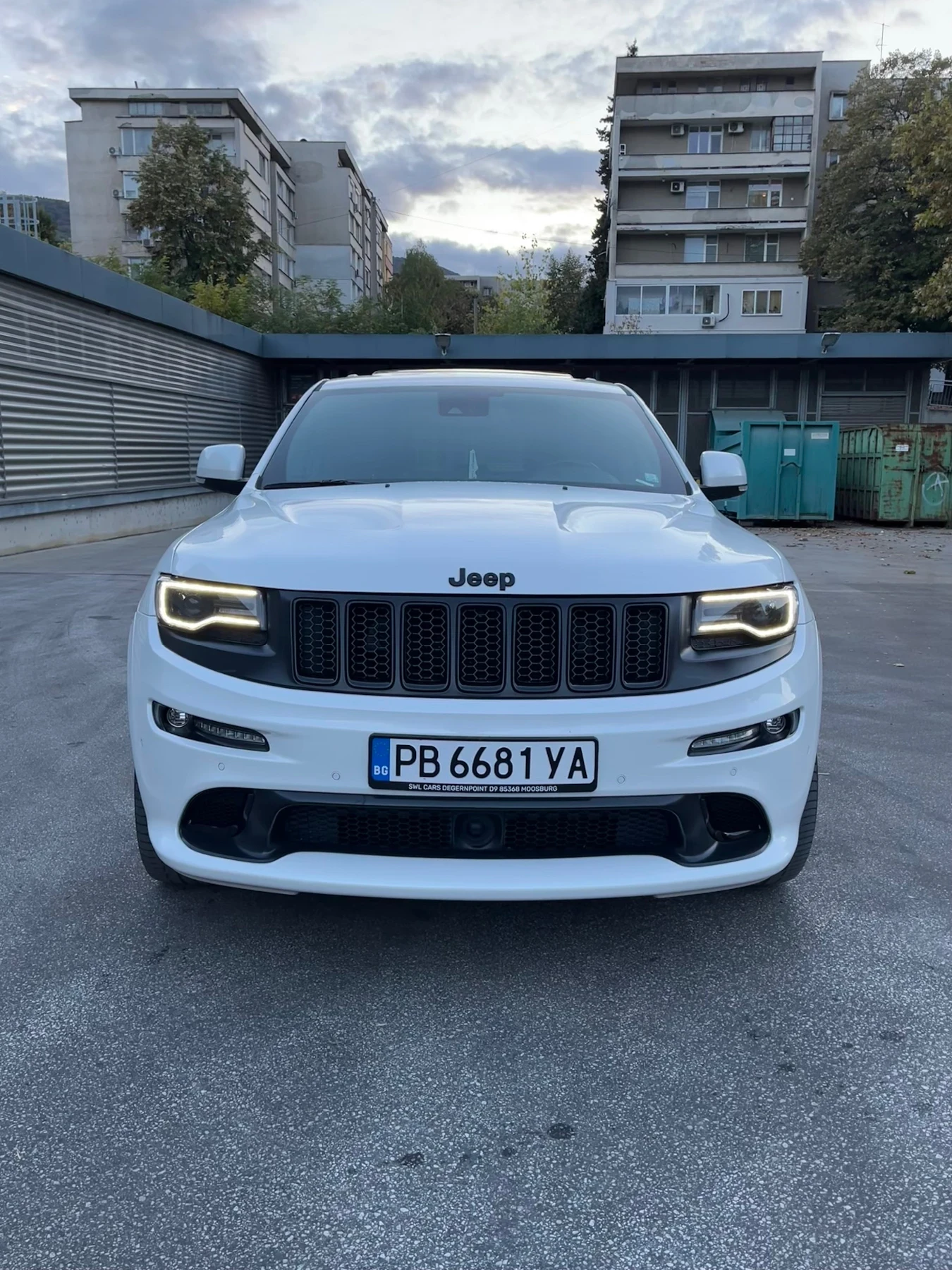 Jeep Grand cherokee SRT HEMI 6.4