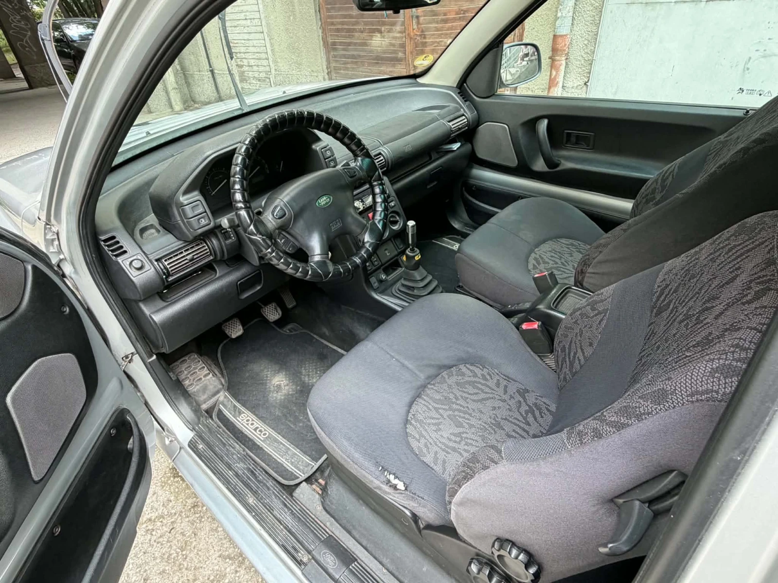 Land Rover Freelander 2.0D, снимка 7 - Автомобили и джипове - 55711080