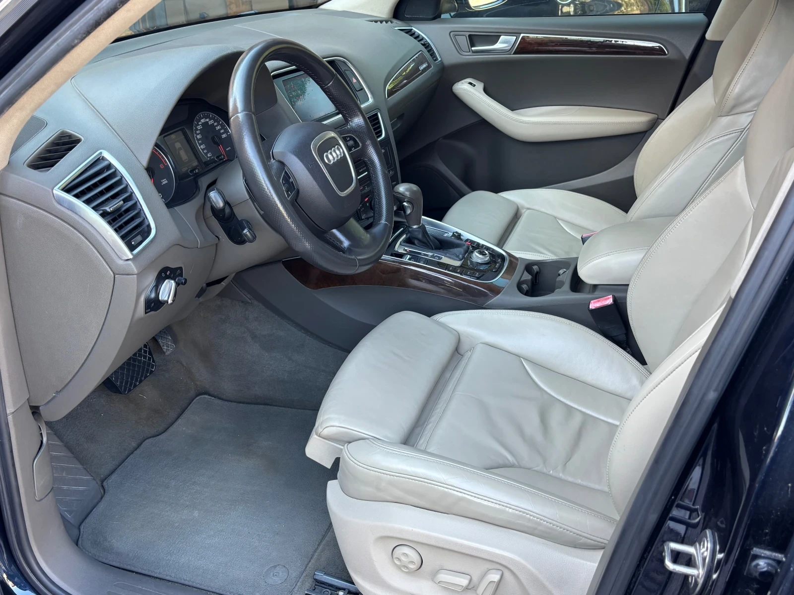 Audi Q5 3.0 TDI  239hp, снимка 8 - Автомобили и джипове - 56343037