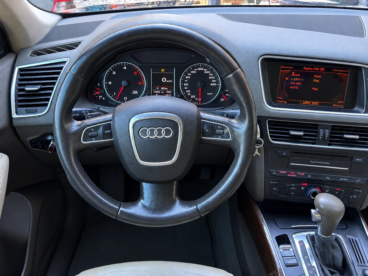 Audi Q5 3.0 TDI  239hp, снимка 11 - Автомобили и джипове - 56343037