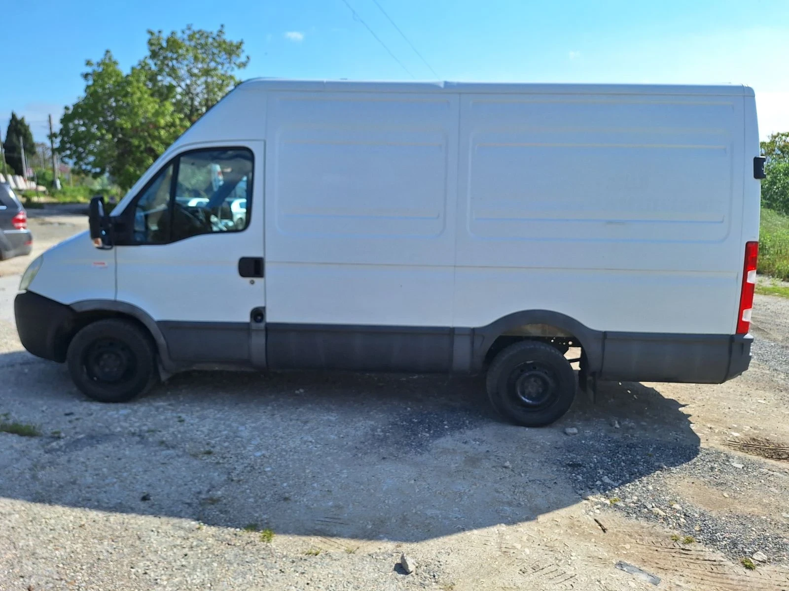 Iveco Daily 2.3 HTP, снимка 8 - Бусове и автобуси - 54648560