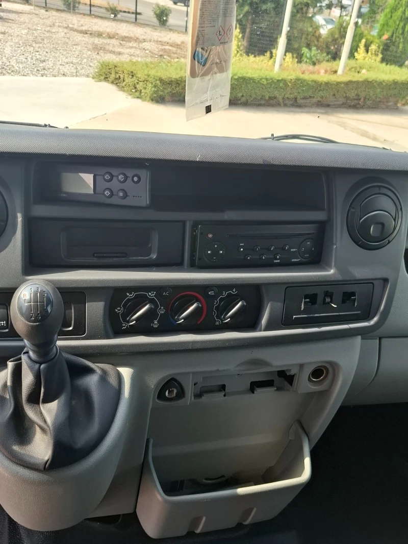 Renault Mascott До3.5т/3.0/Клима/220V, снимка 11 - Камиони - 51050549