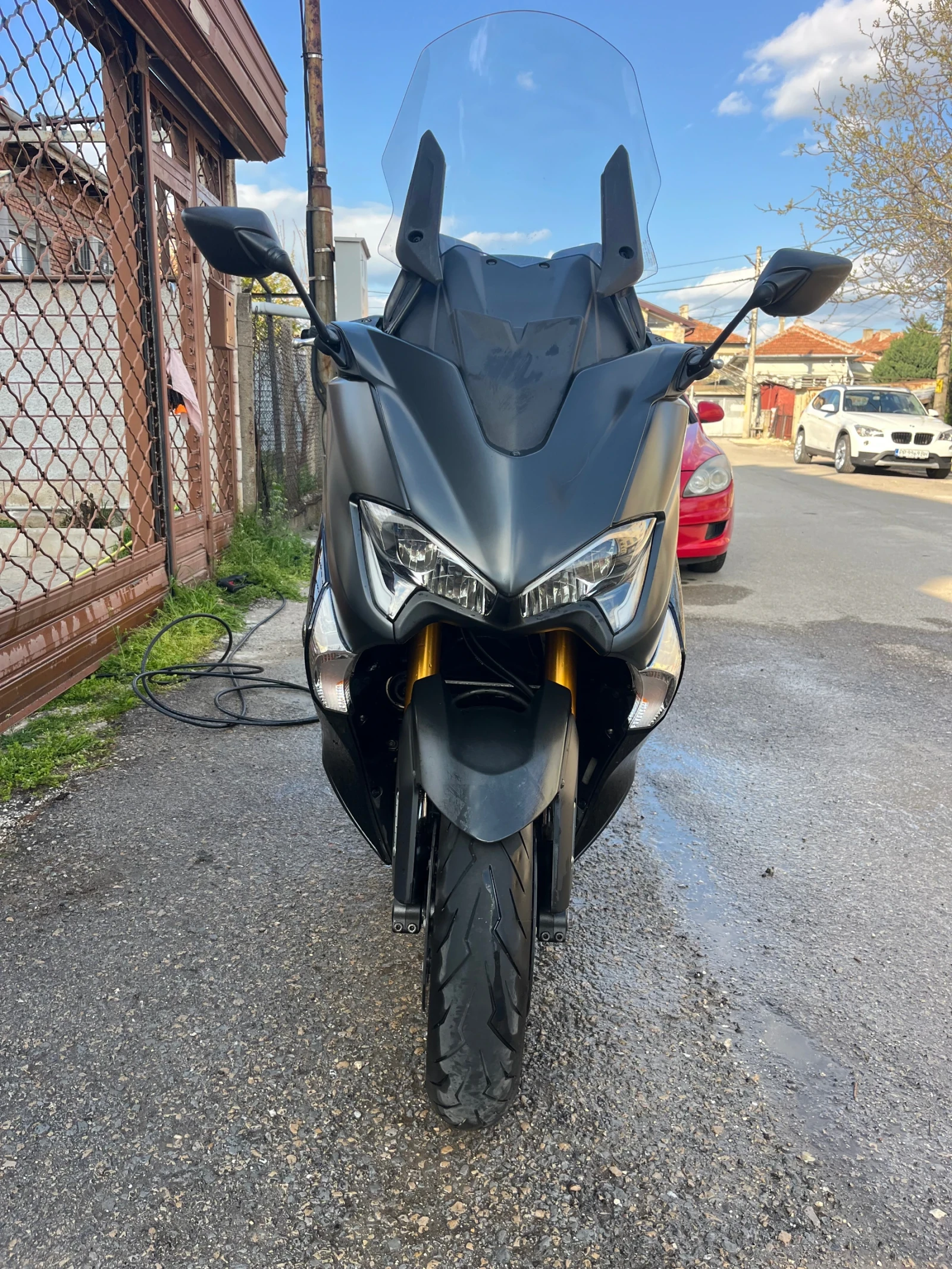Yamaha T-max