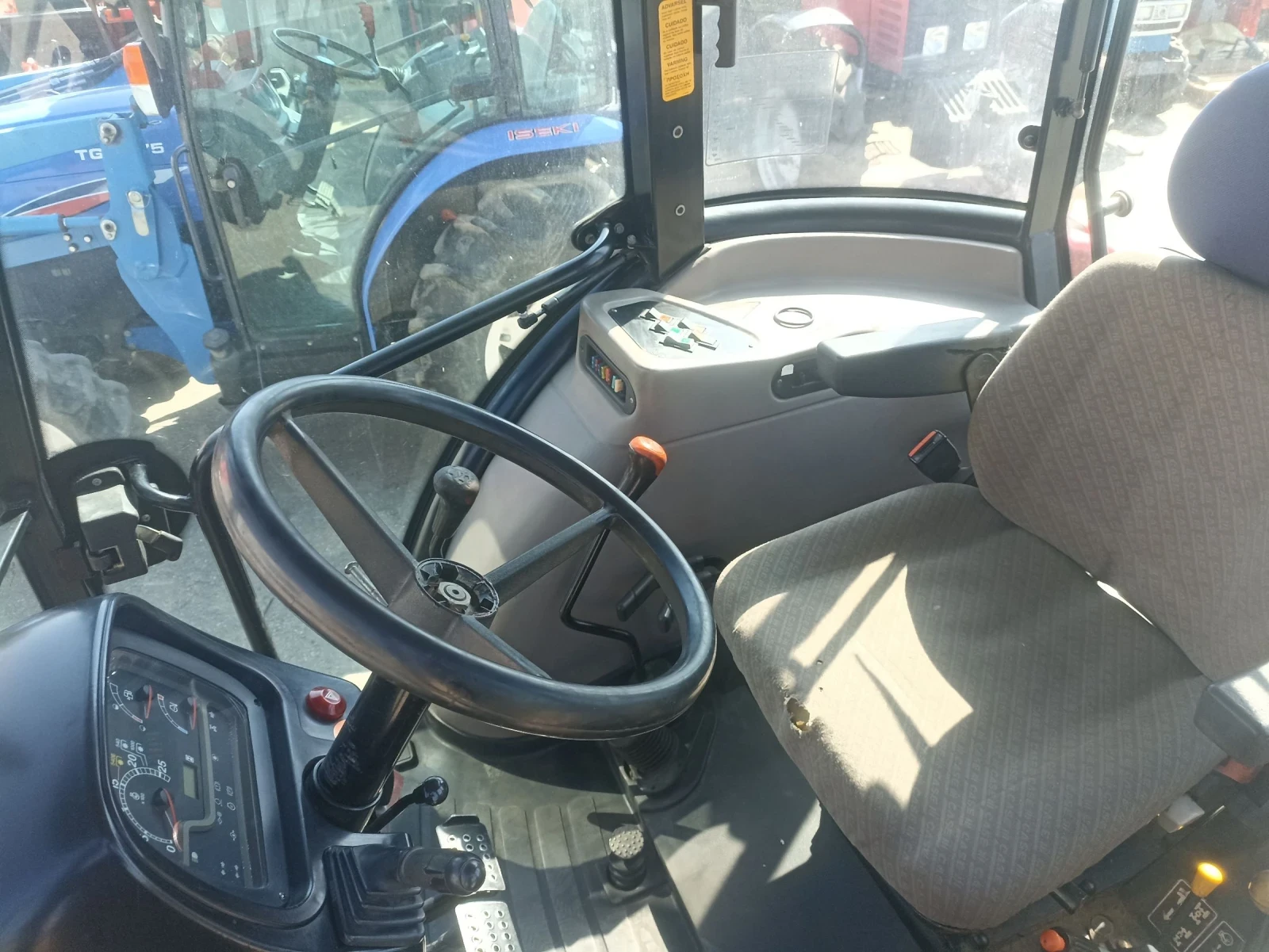 Трактор CASE IH JX 95 - изображение 9
