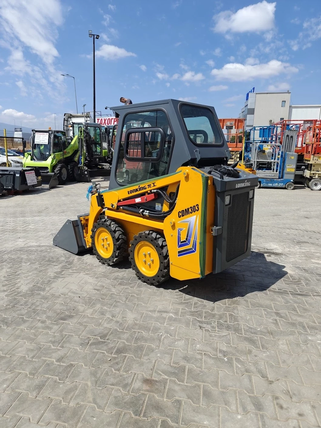���� ����� �������� Lonking CDM303 1600 ��., 2025 �. | Mobile.bg � ����������� 4