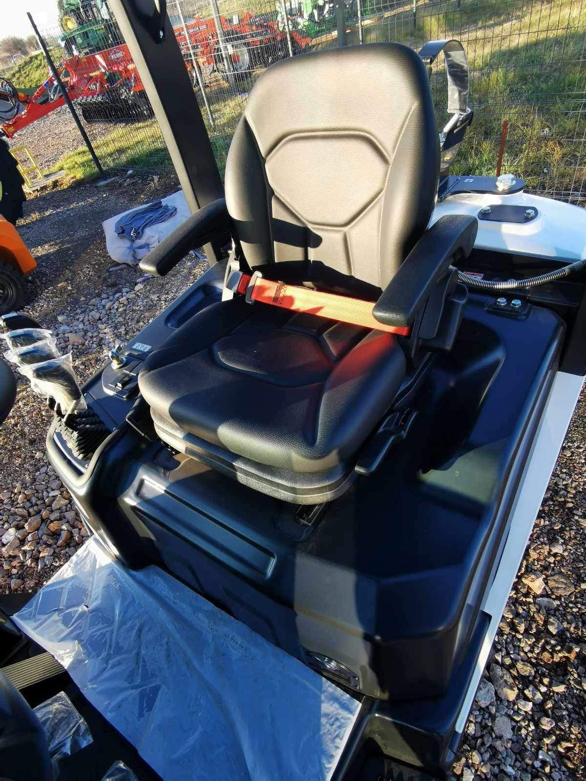  Bobcat G25E-7 | Mobile.bg   8