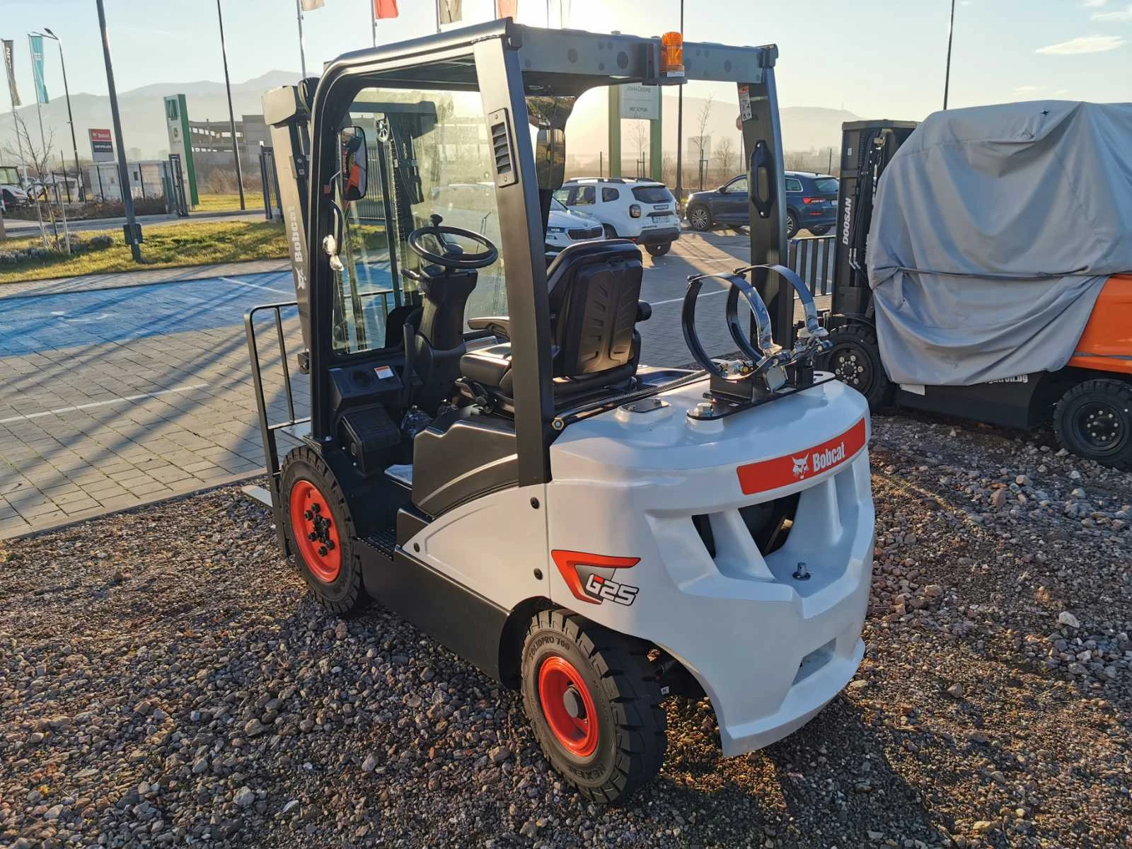  Bobcat G25E-7 | Mobile.bg   4