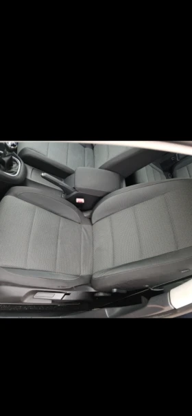 VW Golf 1.6тди, снимка 6