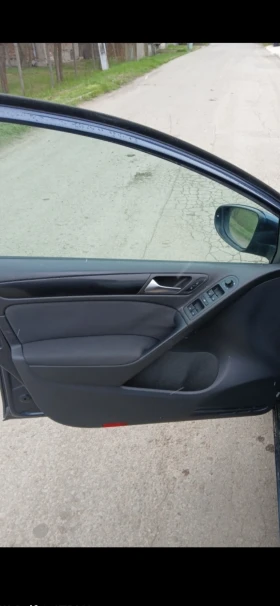 VW Golf 1.6тди, снимка 9