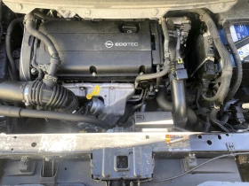 Opel Zafira 1.6i Turbo EcoM 150к.с Cosmo, снимка 17
