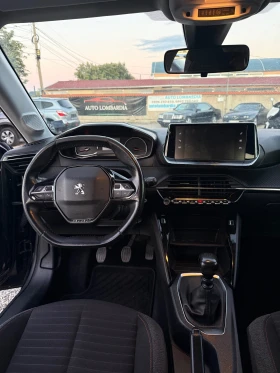 Peugeot 208 1.2, снимка 6