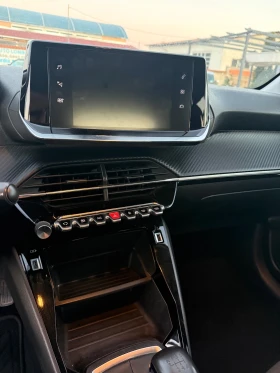 Peugeot 208 1.2, снимка 8