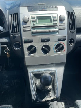 Toyota Corolla verso 2.2d4d ,  | Mobile.bg    10