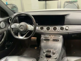 Mercedes-Benz E 220 * 4Matic* AMG Line* 360 * без първоначална вноска  - 64560 лв. / 33009.00 € - 34667865 8