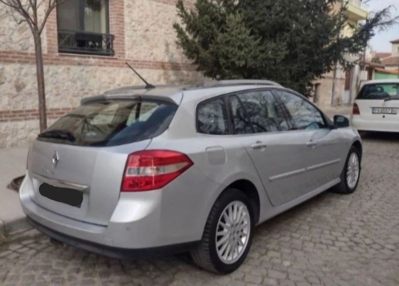 Renault Laguna 2, 0i, снимка 4 - Автомобили и джипове - 47739808