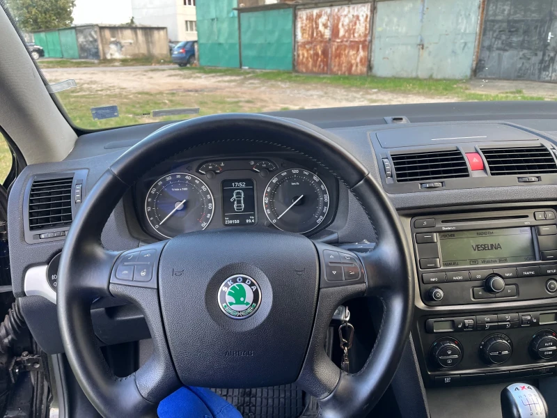 Skoda Octavia 2.0, снимка 12 - Автомобили и джипове - 47559295