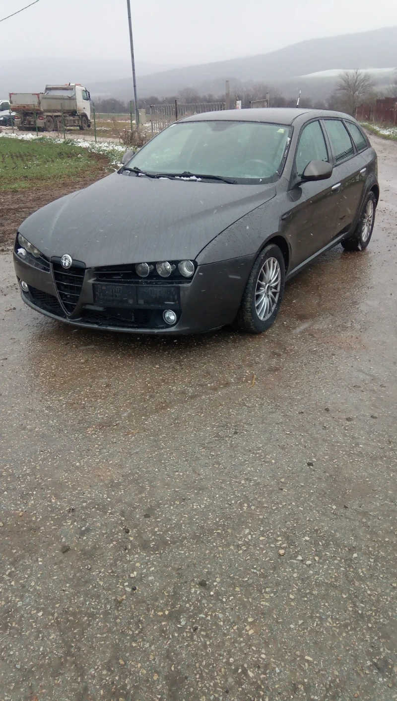 Alfa Romeo 159, снимка 2 - Автомобили и джипове - 48696394