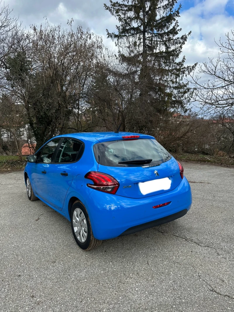 Peugeot 208, снимка 2 - Автомобили и джипове - 49351301