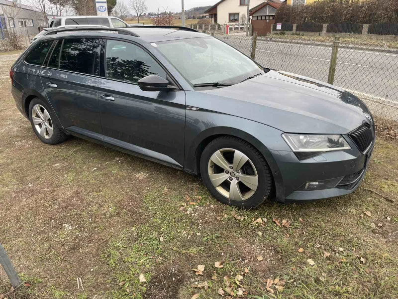 Skoda Superb 2.0TDI/Sportline, снимка 1 - Автомобили и джипове - 49397146