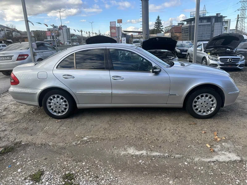 Mercedes-Benz E 270 CDI AВТОМАТИК, снимка 7 - Автомобили и джипове - 52616884