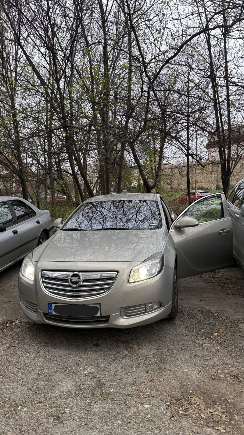 Opel Insignia, снимка 2 - Автомобили и джипове - 52662753