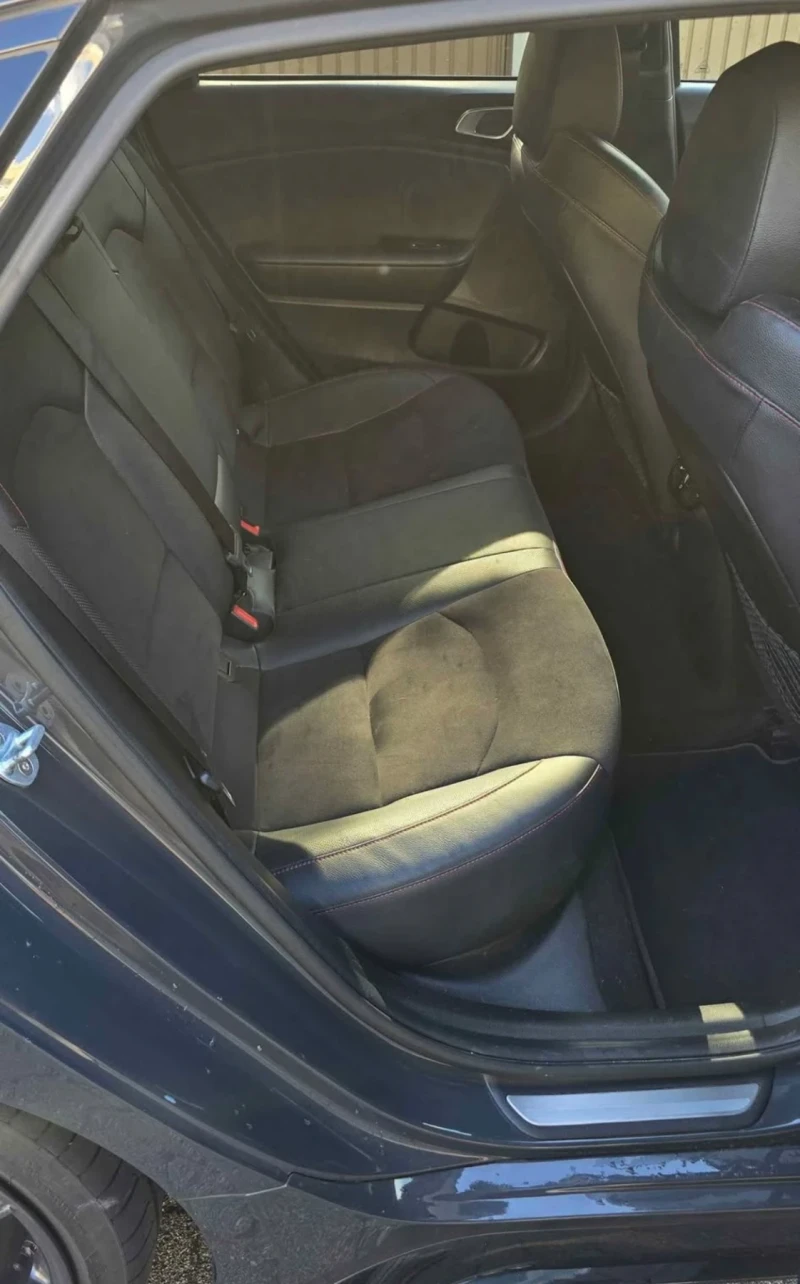 Kia Pro ceed 1.6 BI Turbo GT, снимка 9 - Автомобили и джипове - 52824642