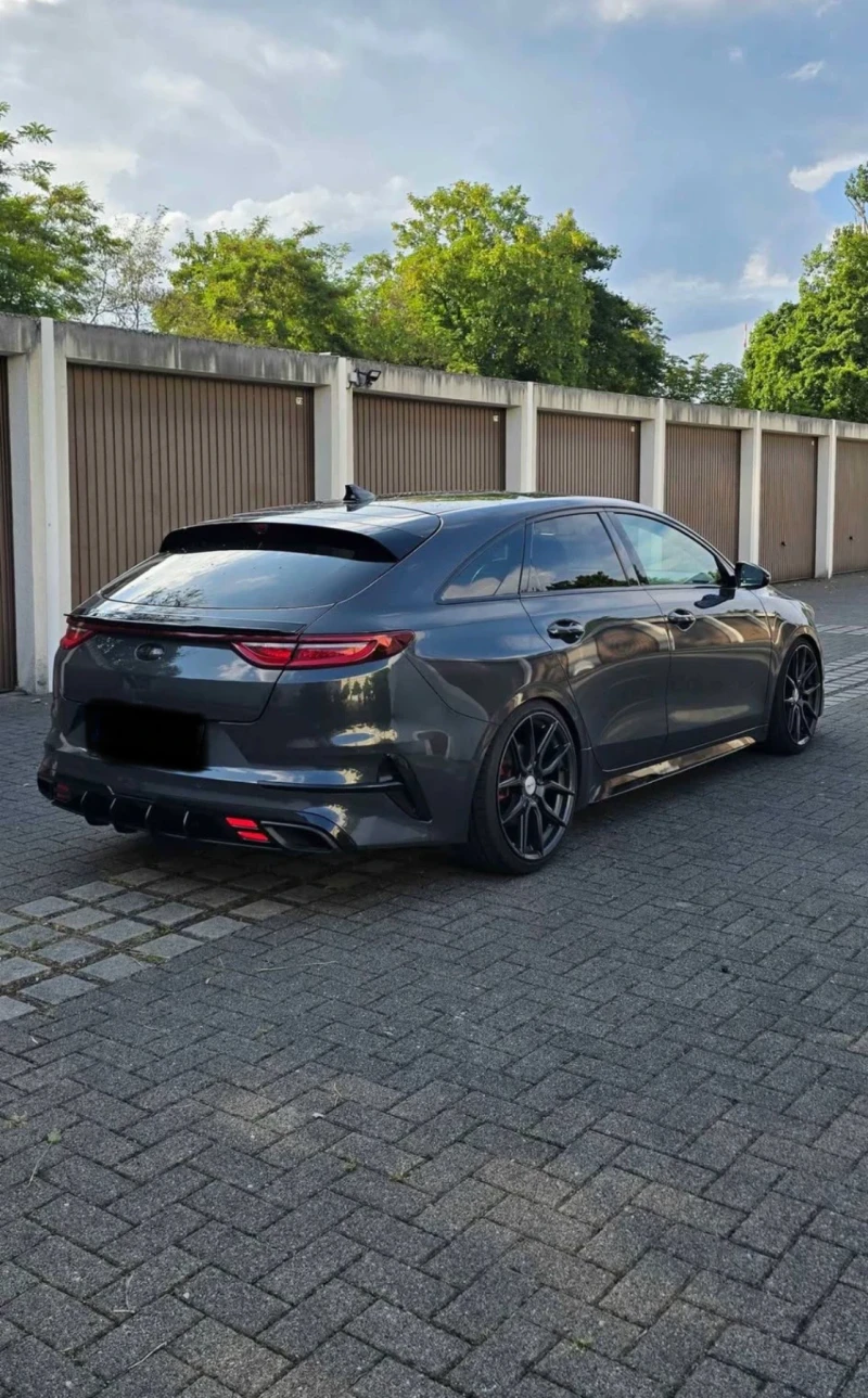 Kia Pro ceed 1.6 BI Turbo GT, снимка 2 - Автомобили и джипове - 52824642