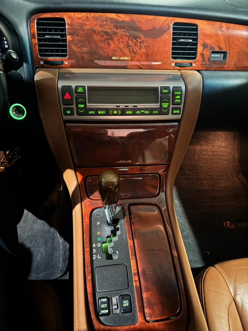 Lexus SC 430 Cabrio | V8 | Automatic , снимка 14 - Автомобили и джипове - 52868068
