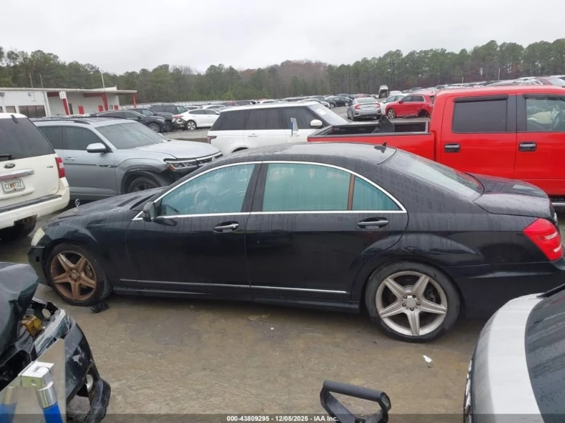 Mercedes-Benz S 550 2010 FACELIFT * МАСАЖИ * ТЕЛЕВИЗОРИ * ОДБУХВАНЕ * , снимка 13 - Автомобили и джипове - 53072576