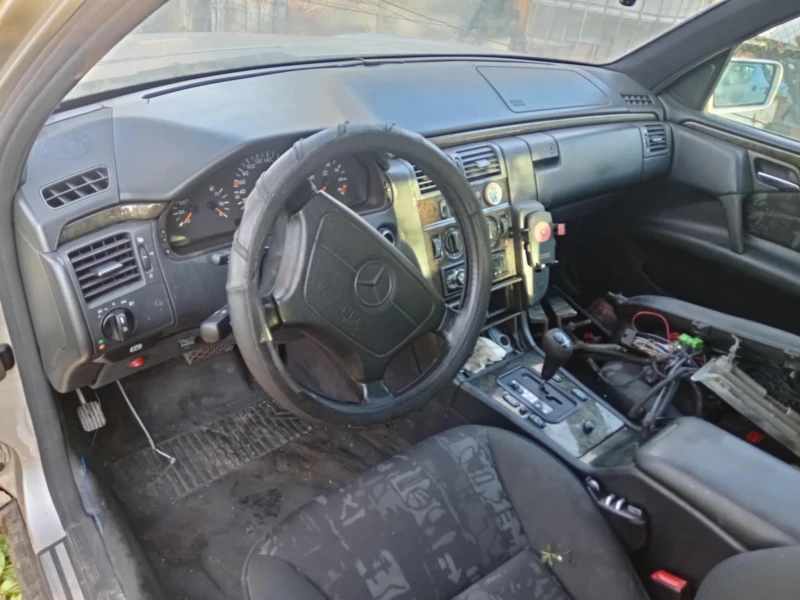 VW Golf, снимка 17 - Автомобили и джипове - 53468538