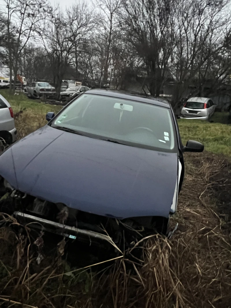 VW Golf, снимка 3 - Автомобили и джипове - 53468538