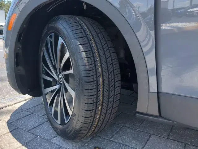 VW ID.4 Pro S Plus, снимка 17 - Автомобили и джипове - 54488292