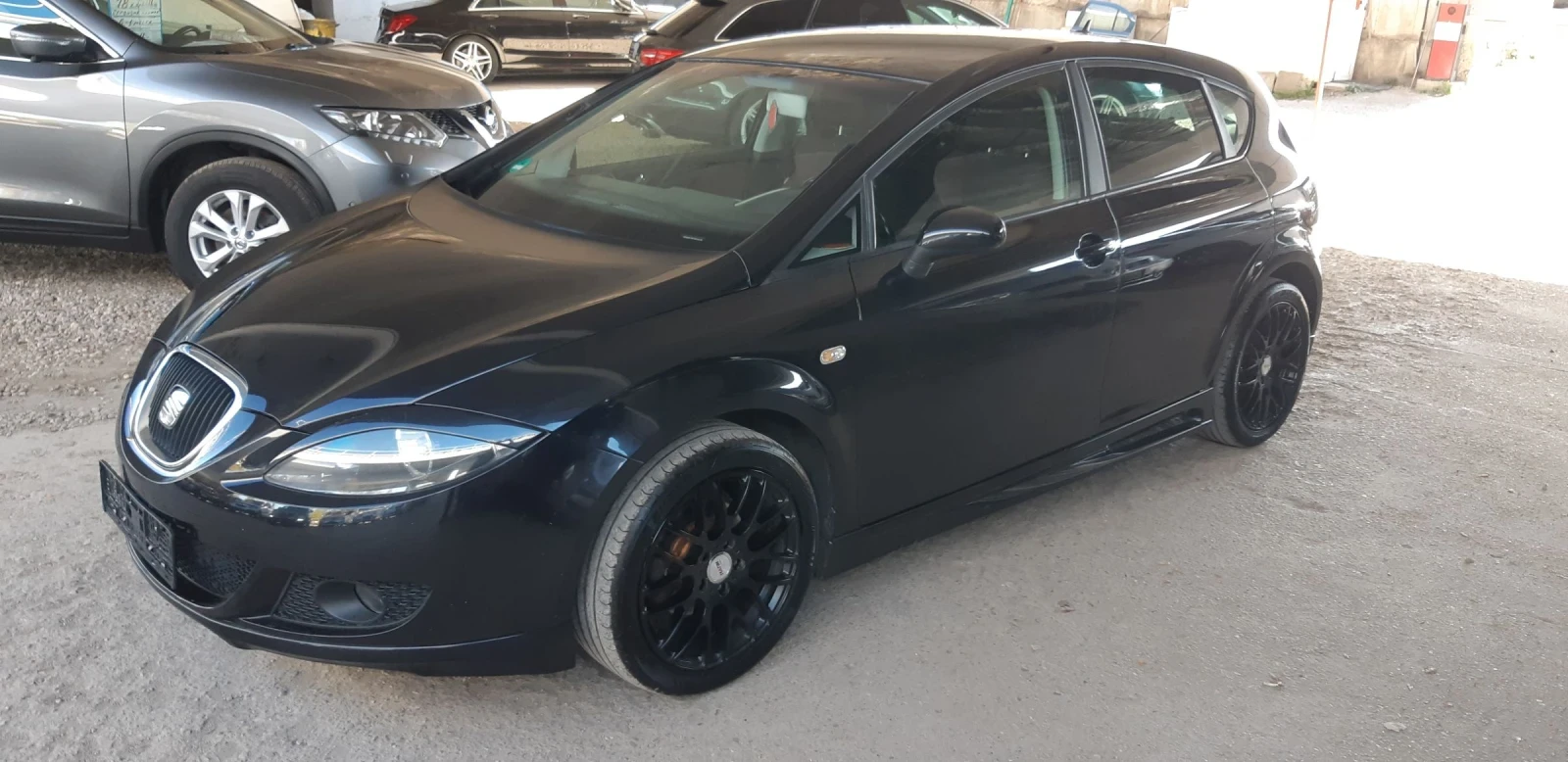 Seat Leon 1.6-102 к.с Бензин FR - изображение 2