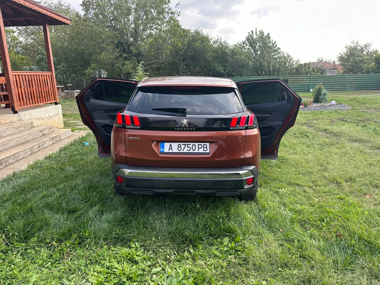 Peugeot 3008 2.0 Blue HDI - изображение 2