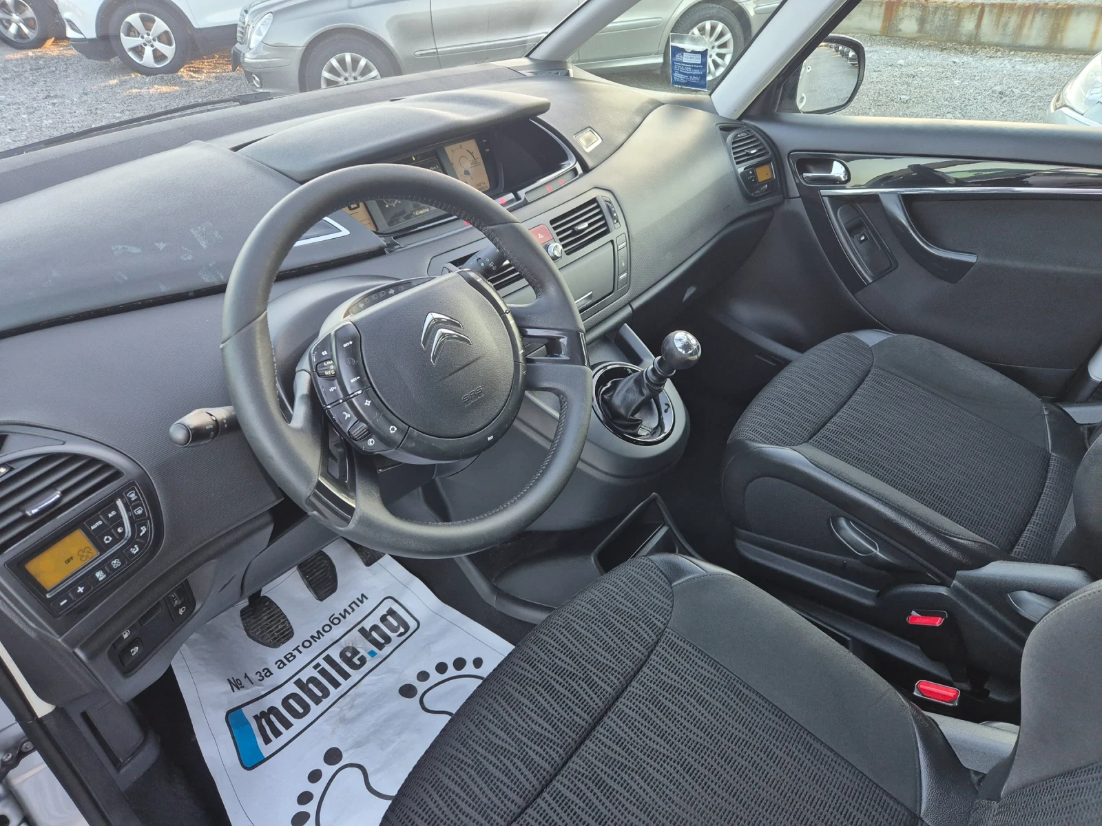 Citroen C4 Picasso 1.6 HDI - изображение 8