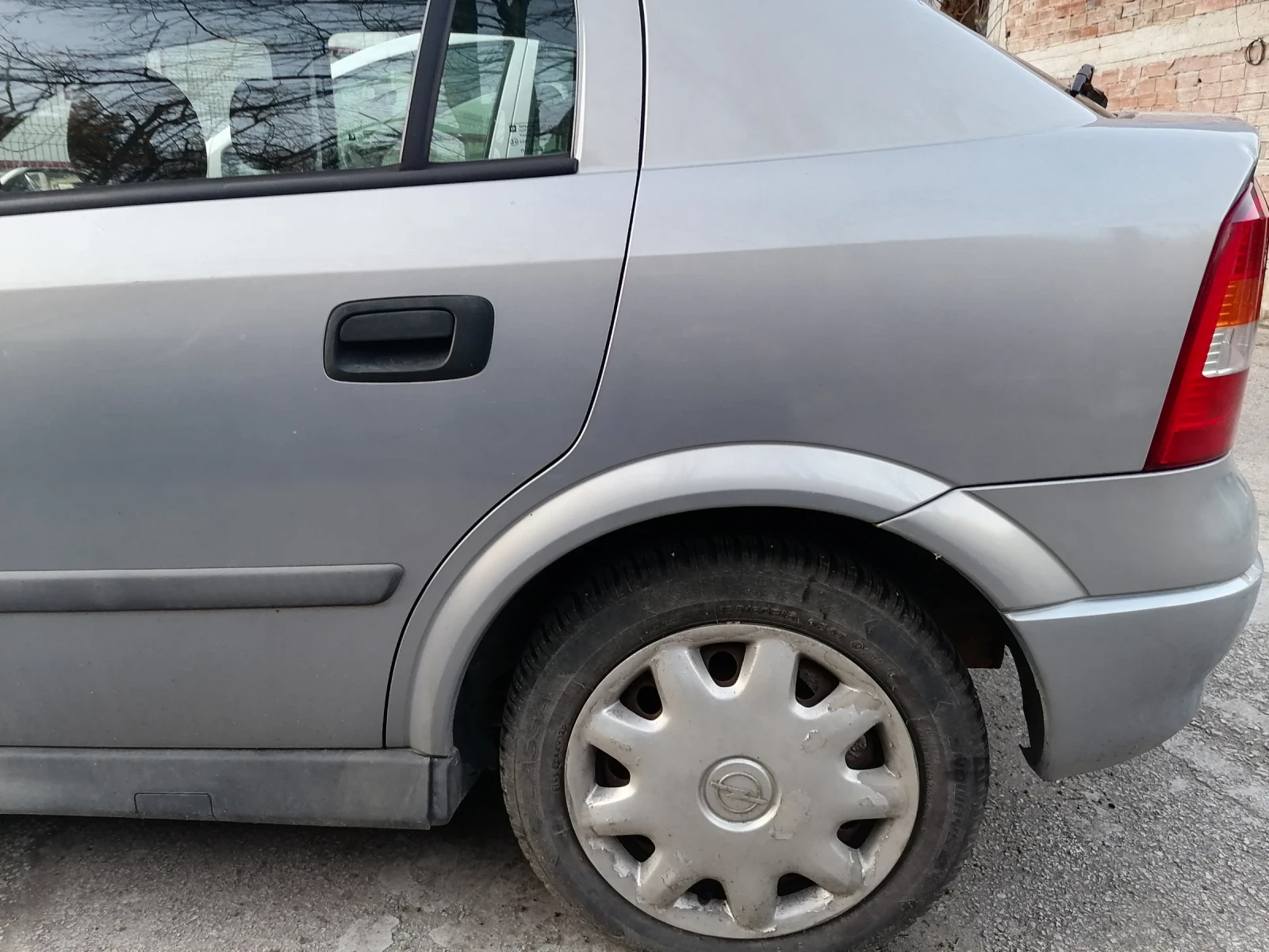 Opel Astra 1.2 16V - изображение 6