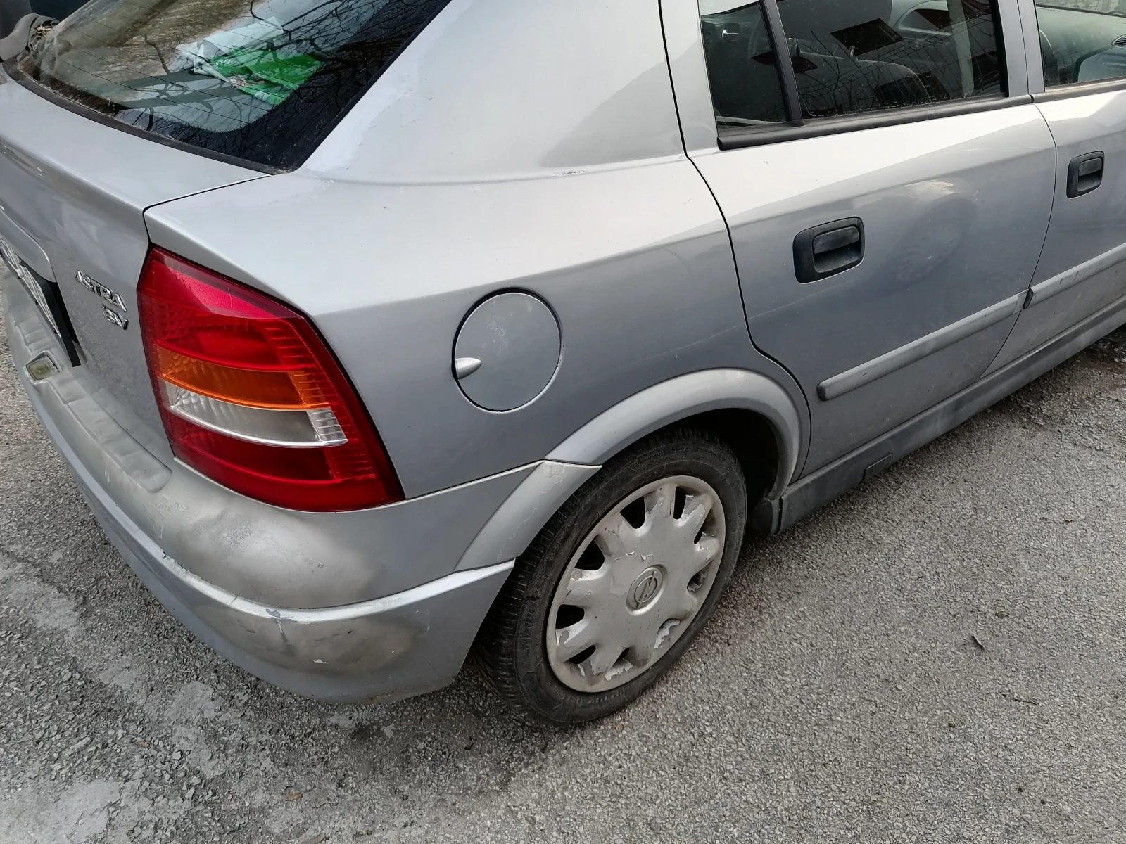 Opel Astra 1.2 16V - изображение 5