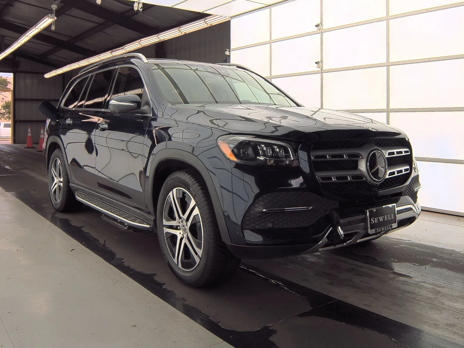 Mercedes-Benz GLS 450 7МЕСТА* ДИСТРОНИК* МАСАЖ* ОБДУХ* ПОДГРЕВ* КАМЕРА*  - изображение 3