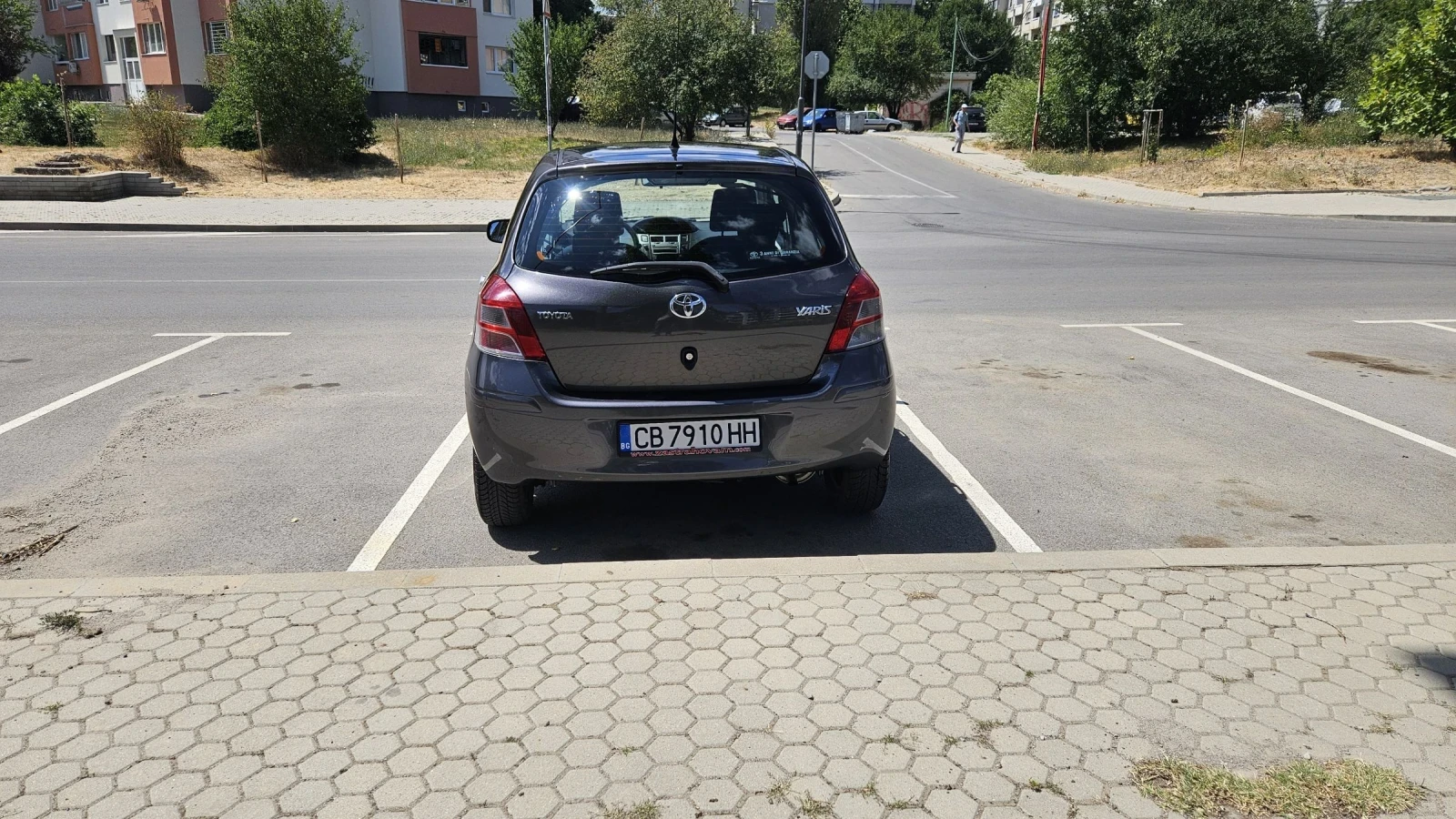 Toyota Yaris  - изображение 5