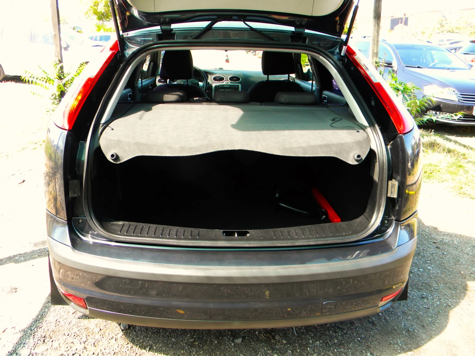 Ford Focus 1.6TDCI-KATO  НОВ* EURO4 - изображение 8