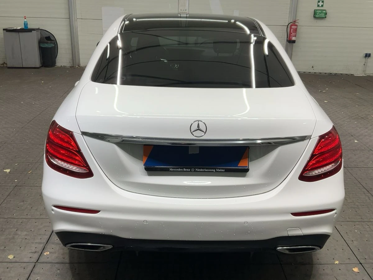 Mercedes-Benz E 220 * 4Matic* AMG Line* 360 * без първоначална вноска  - изображение 5