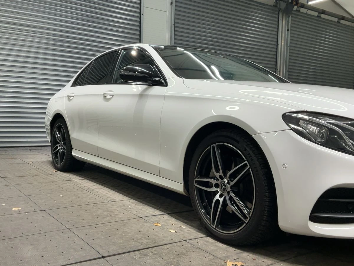 Mercedes-Benz E 220 * 4Matic* AMG Line* 360 * без първоначална вноска  - изображение 2