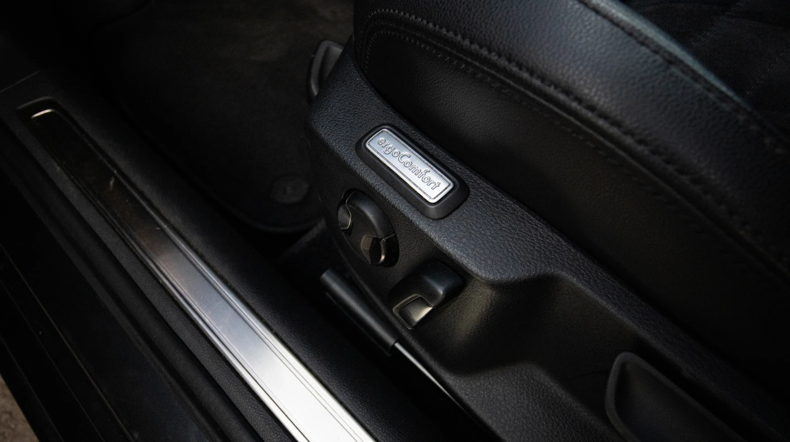 VW Passat 2.0 TDI EXECUT/4MOTION/LED | Mobile.bg   11