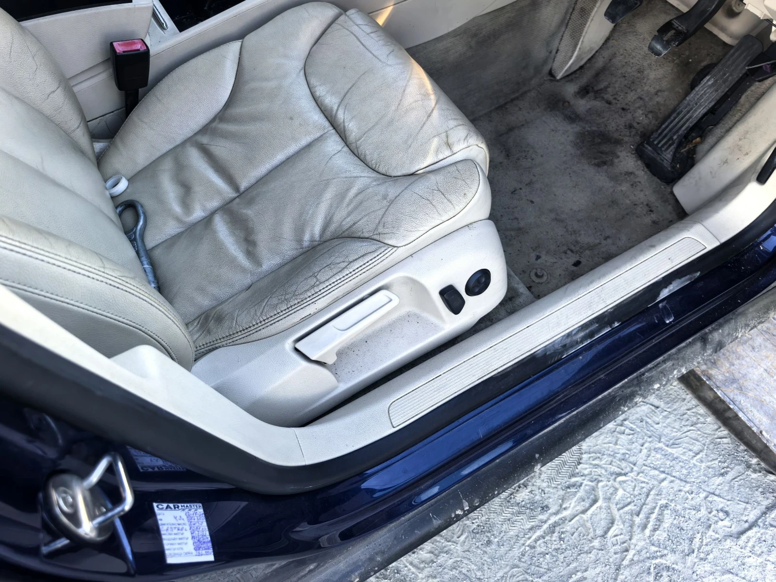 VW Passat 2.0TDI, снимка 6 - Автомобили и джипове - 53801402