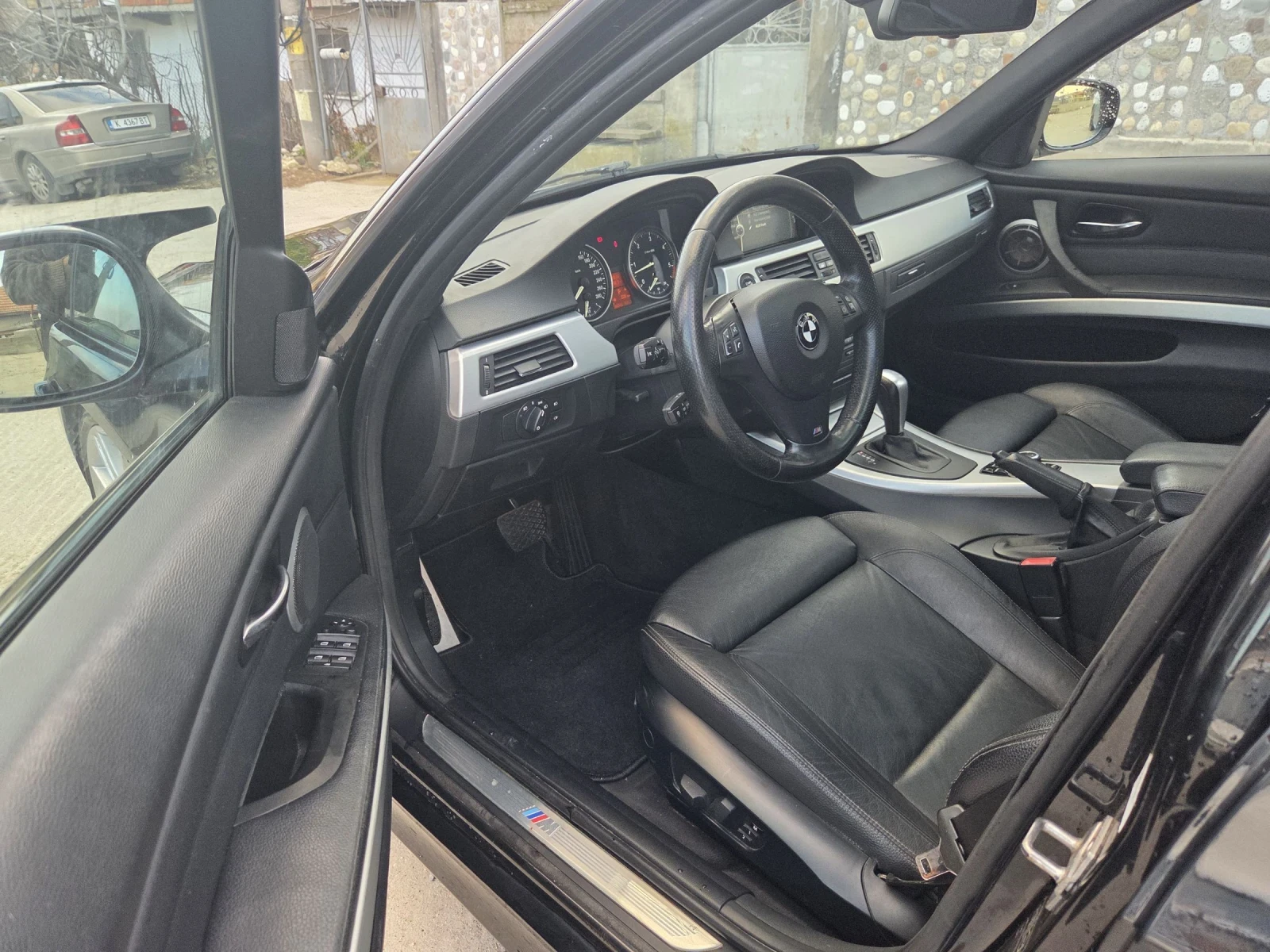 BMW 335, снимка 12 - Автомобили и джипове - 54064815