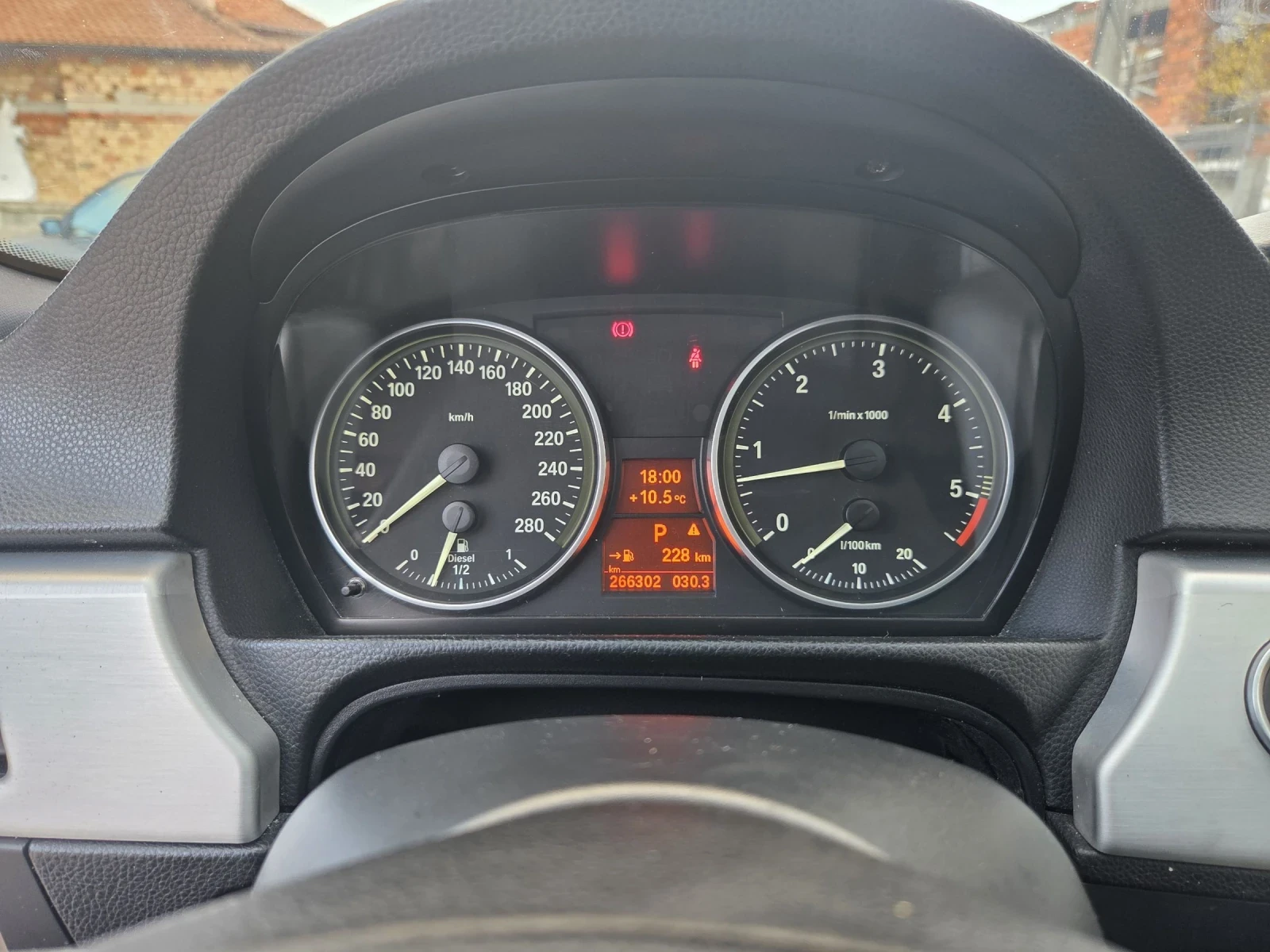 BMW 335, снимка 13 - Автомобили и джипове - 54064815